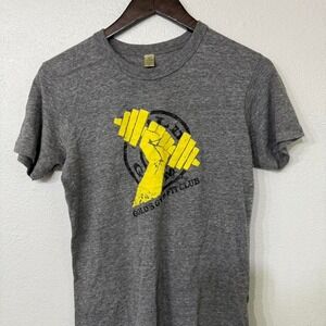 Golds gym t shirt tagged size medium